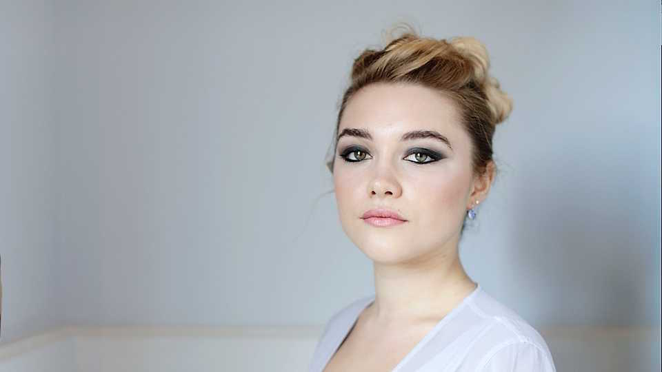 Florence Pugh se entera de la nominación al Oscar completamente desnuda